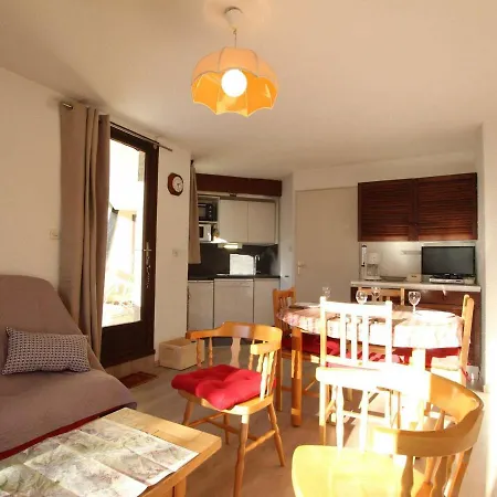 6 Pers. Avec Balcon, Proche Navette Et Parking Gratuit A Serre-chevalier - Fr-1-330e-92 Apartment